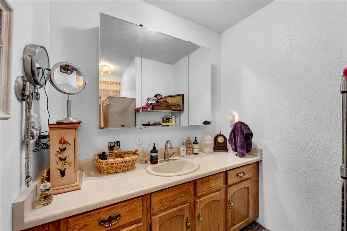 22189 Old Alturas Road Redding, CA 96003 - Photo 13 of 95