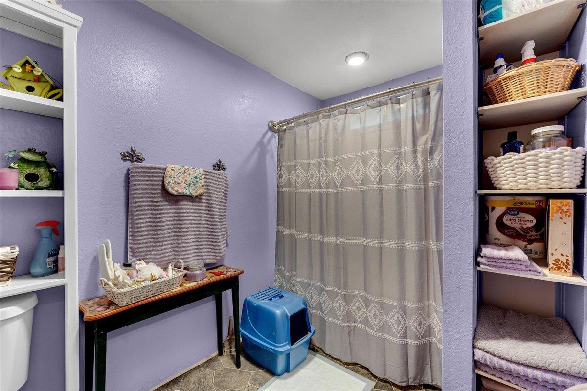 22189 Old Alturas Road Redding, CA 96003 - Photo 14 of 95