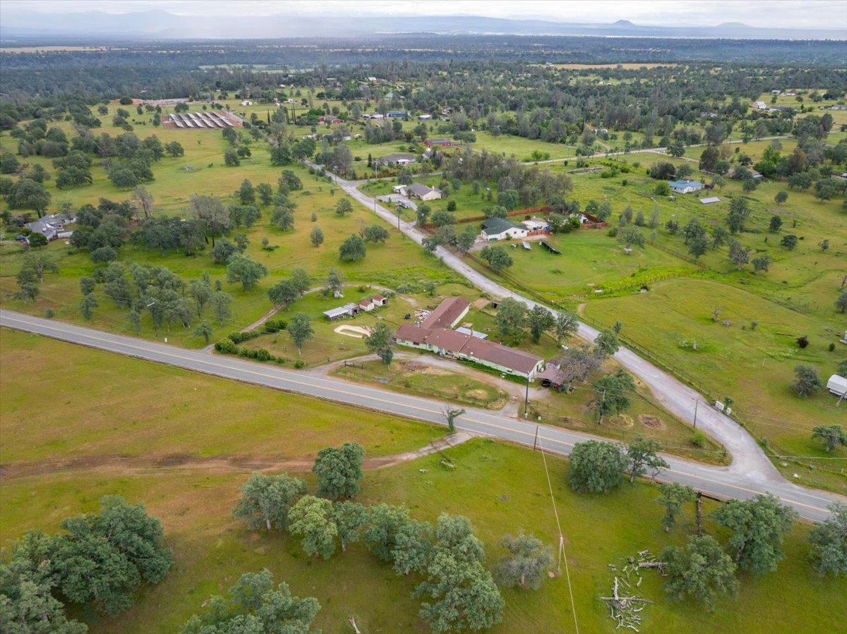 22189 Old Alturas Road Redding, CA 96003 - Photo 2 of 95