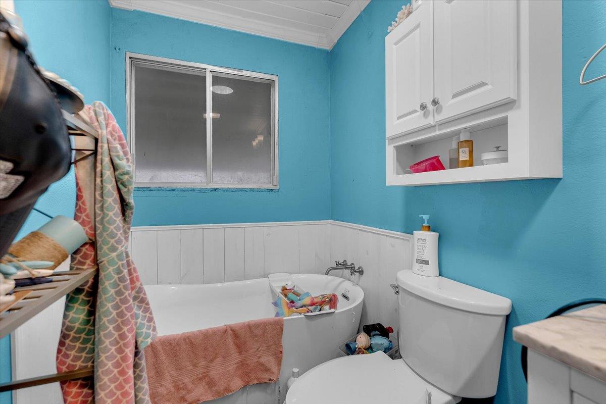 22189 Old Alturas Road Redding, CA 96003 - Photo 26 of 95