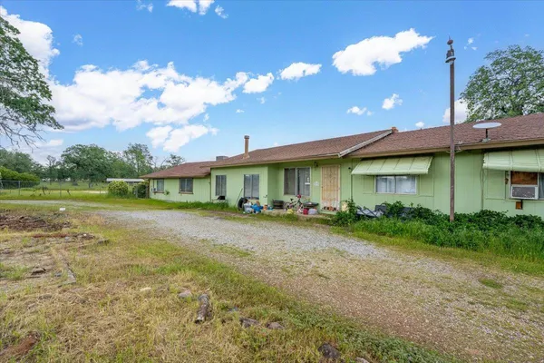 $439,999 | 22189 Old Alturas Road, Redding, CA 96003