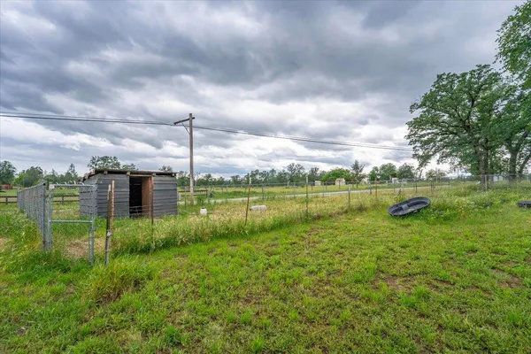 $439,999 | 22189 Old Alturas Road, Redding, CA 96003