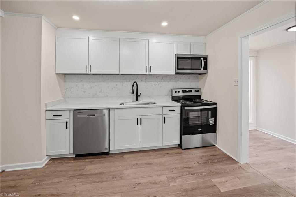 1422 Valley Ridge Drive High Point, NC 27260 - Photo 12 of 23 Gallery Image 12