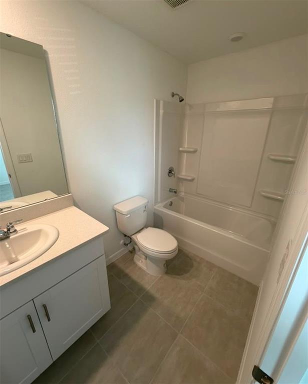 2864 Skyline Loop Kissimmee, FL 34758 - Photo 4 of 12