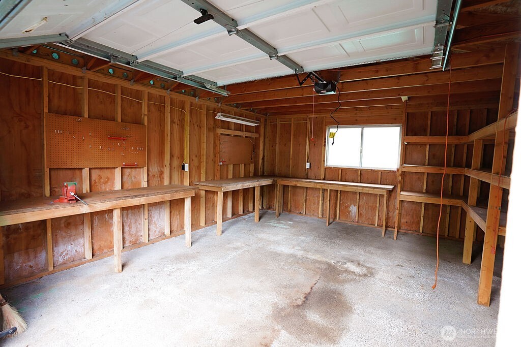 50 East Lookout Court Grapeview, WA 98546 - Photo 32 of 34 a view of an empty room with furniture