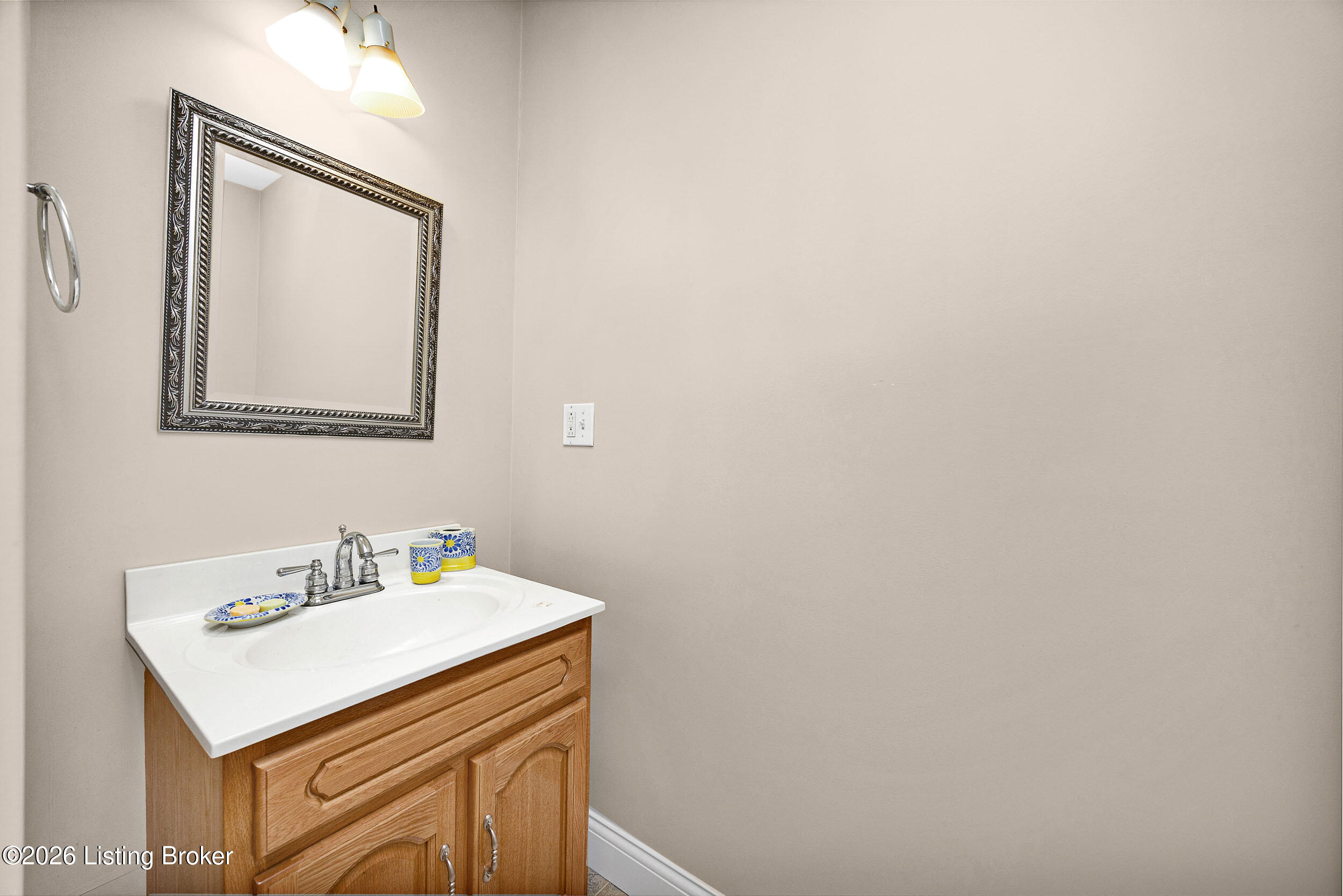 335 Loretto Road Springfield, KY 40069 - Photo 25 of 36 335LorettoRd-45