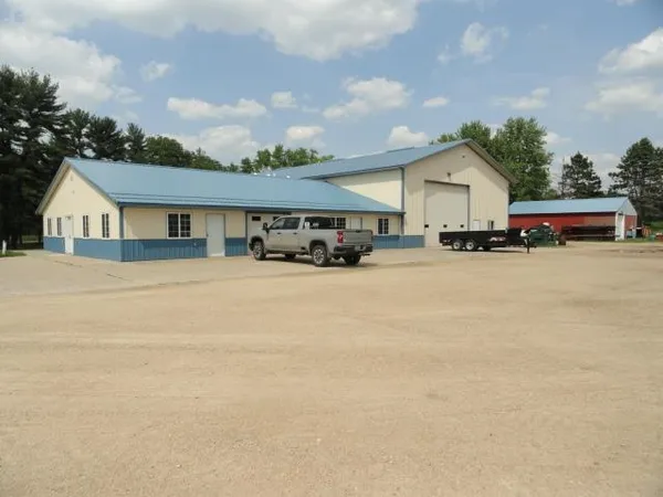 $734,000 | N8621 5th Road, Westfield, WI 53964