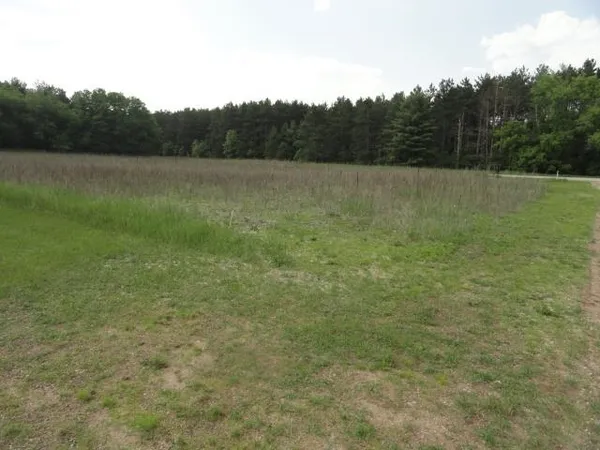 $734,000 | N8621 5th Road, Westfield, WI 53964