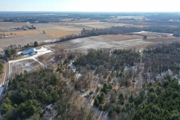 $734,000 | N8621 5th Road, Westfield, WI 53964