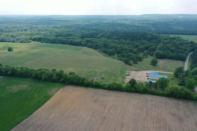 $737,500 | N8621 5th Road, Westfield, WI 53964