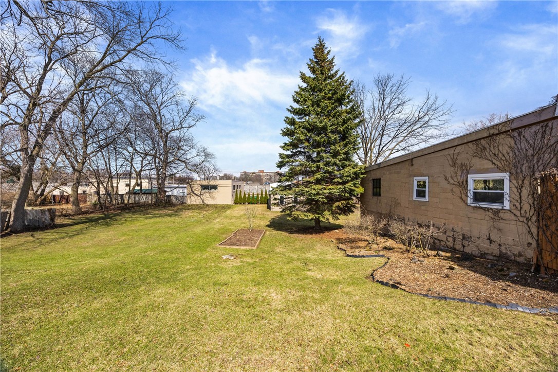 142 Hillside Avenue Rochester, NY 14610 - Photo 34 of 40