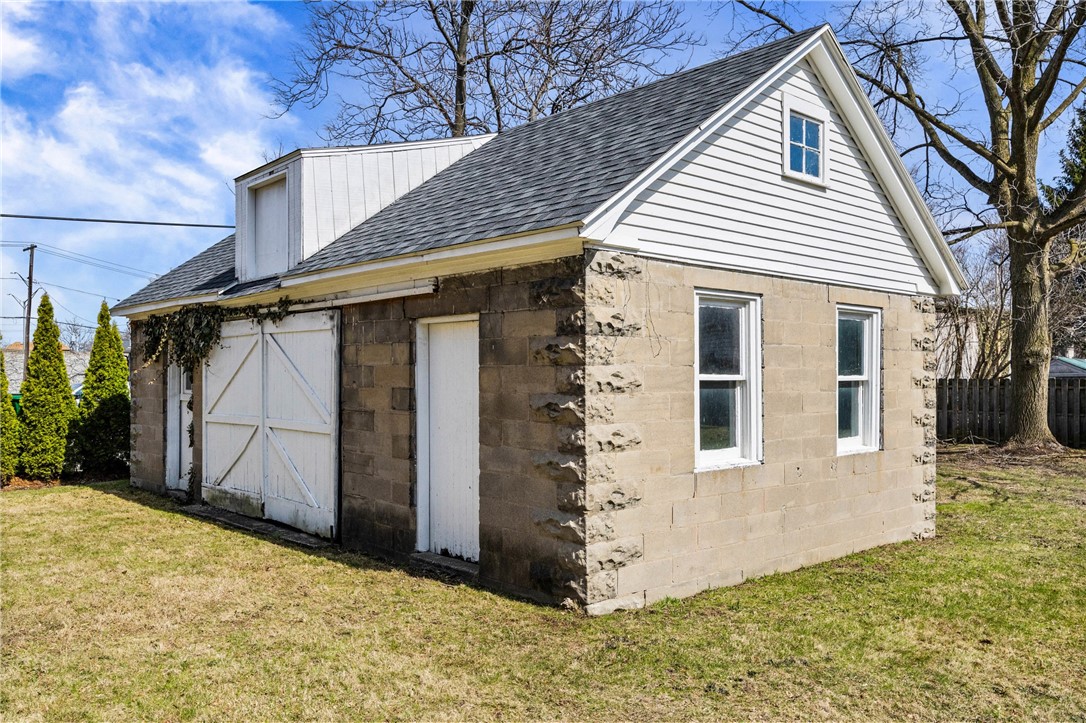 142 Hillside Avenue Rochester, NY 14610 - Photo 36 of 40