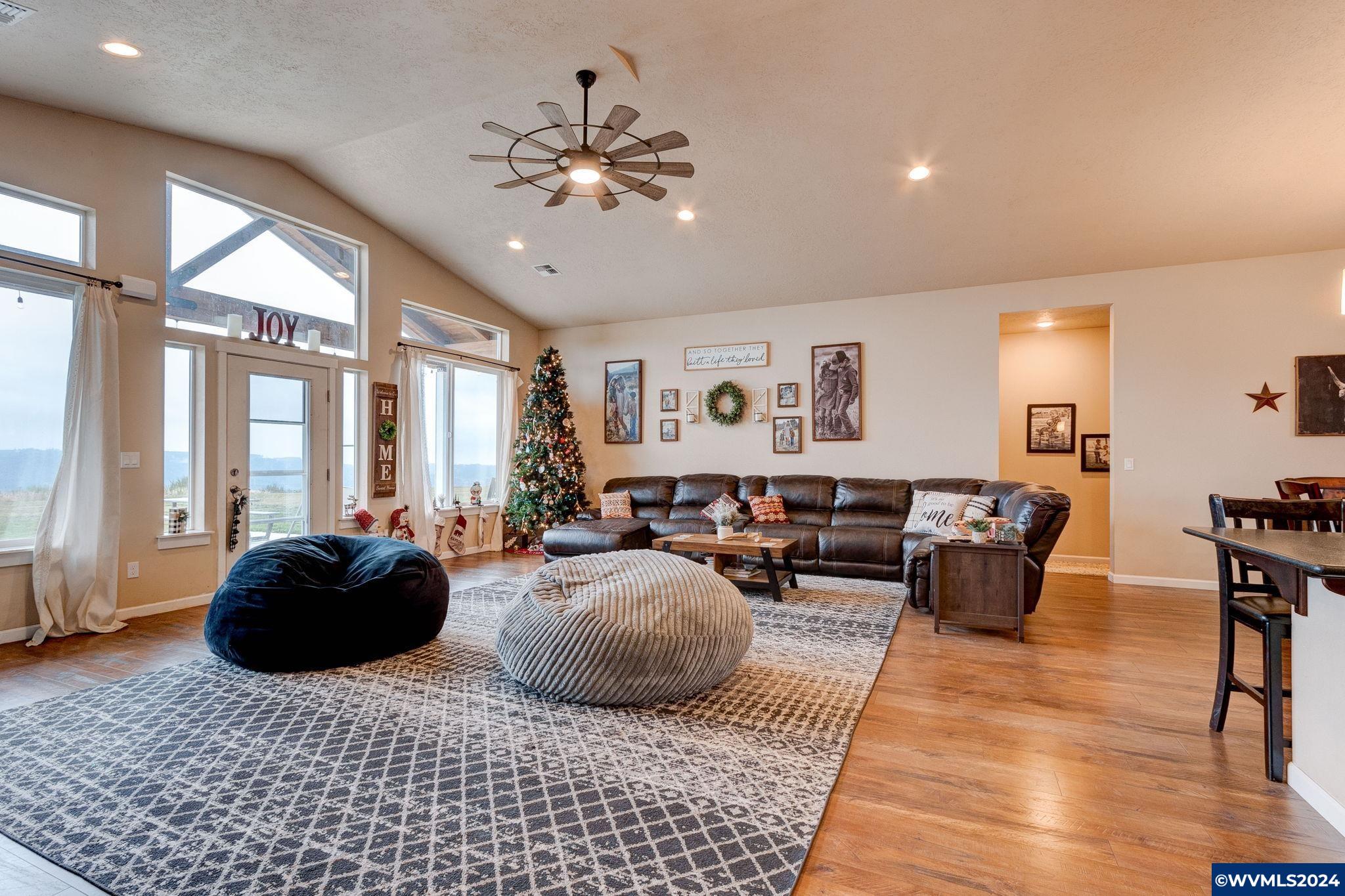 10224 Wagner Road Lyons, OR 97358 - Photo 18 of 45 Gallery Image 18