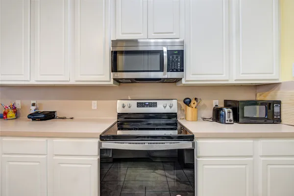 $215,000 | 16631 Newglen Lane, Houston, TX 77084