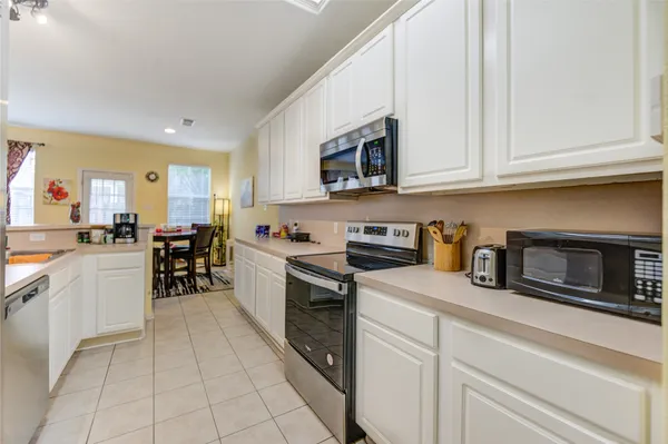 $215,000 | 16631 Newglen Lane, Houston, TX 77084