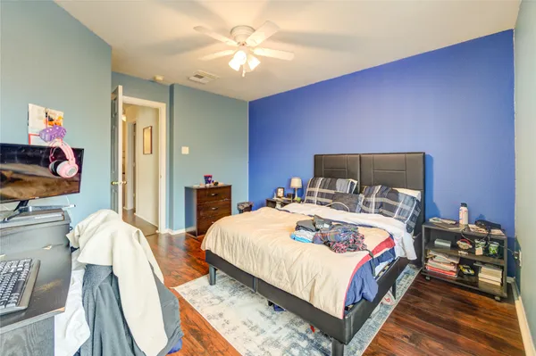 $215,000 | 16631 Newglen Lane, Houston, TX 77084