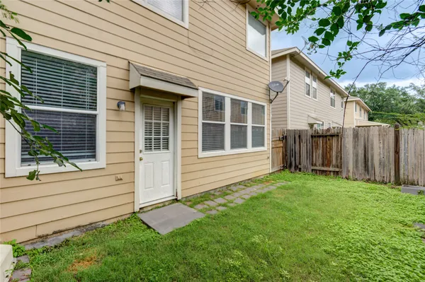 $215,000 | 16631 Newglen Lane, Houston, TX 77084