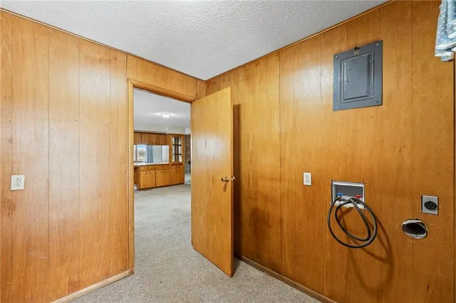 $298,000 | 1046 1400th Street, Iola, KS 66749