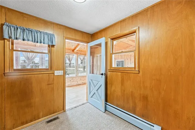 $298,000 | 1046 1400th Street, Iola, KS 66749