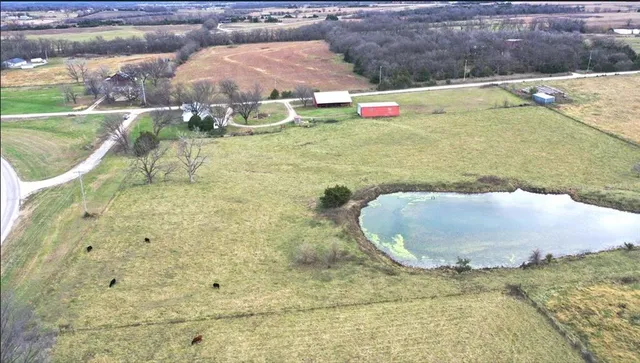 $298,000 | 1046 1400th Street, Iola, KS 66749