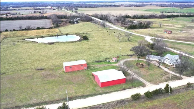 $298,000 | 1046 1400th Street, Iola, KS 66749