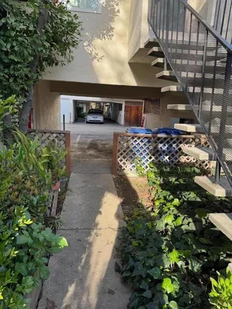 a front view of house with yard