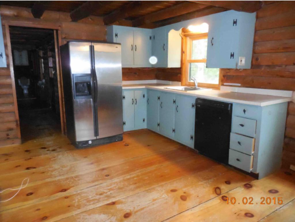 67 Burns Road Pelham, NH 03076 - Photo 4 of 10