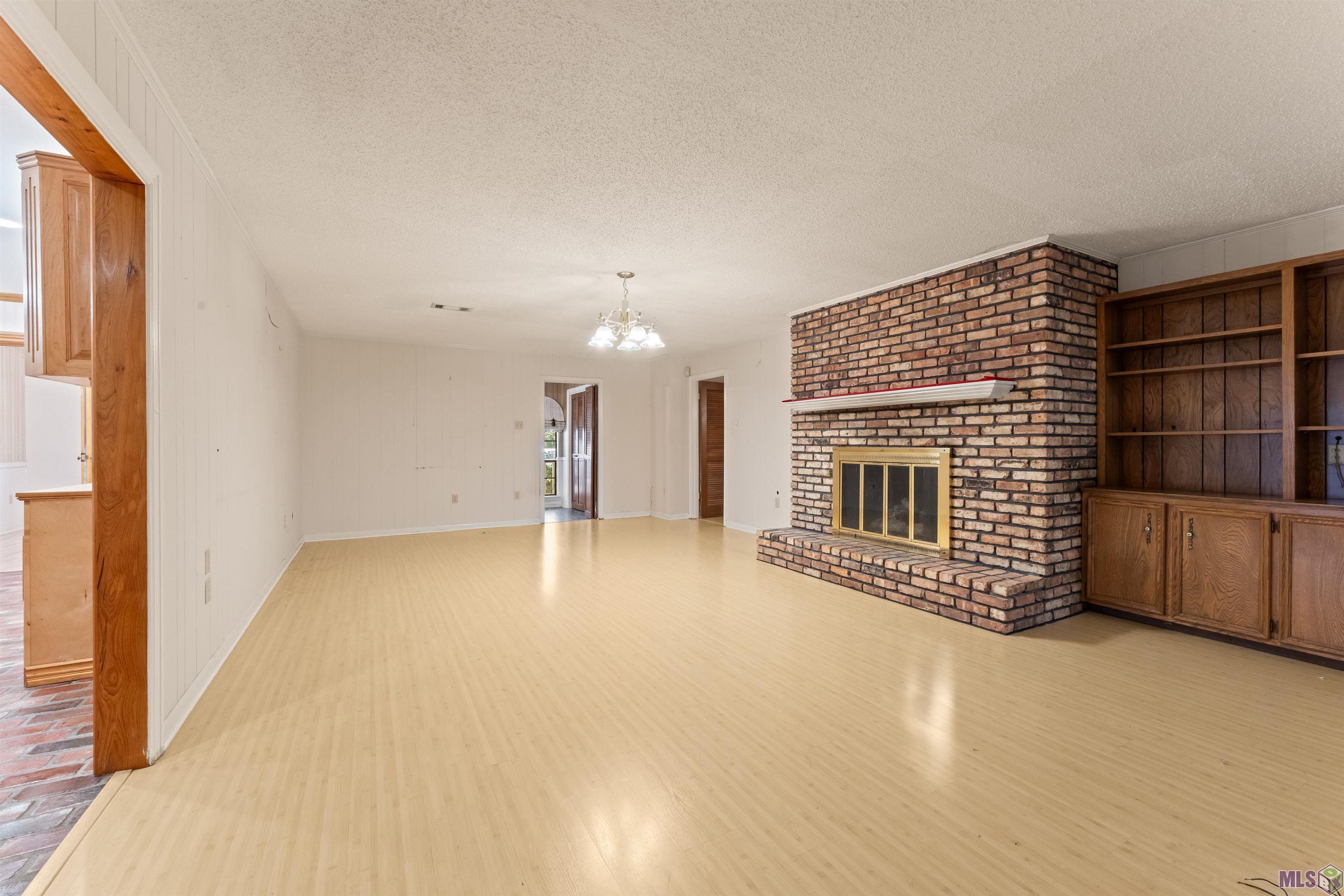 4833 Southwind Drive Baton Rouge, LA 70816 - Photo 7 of 35