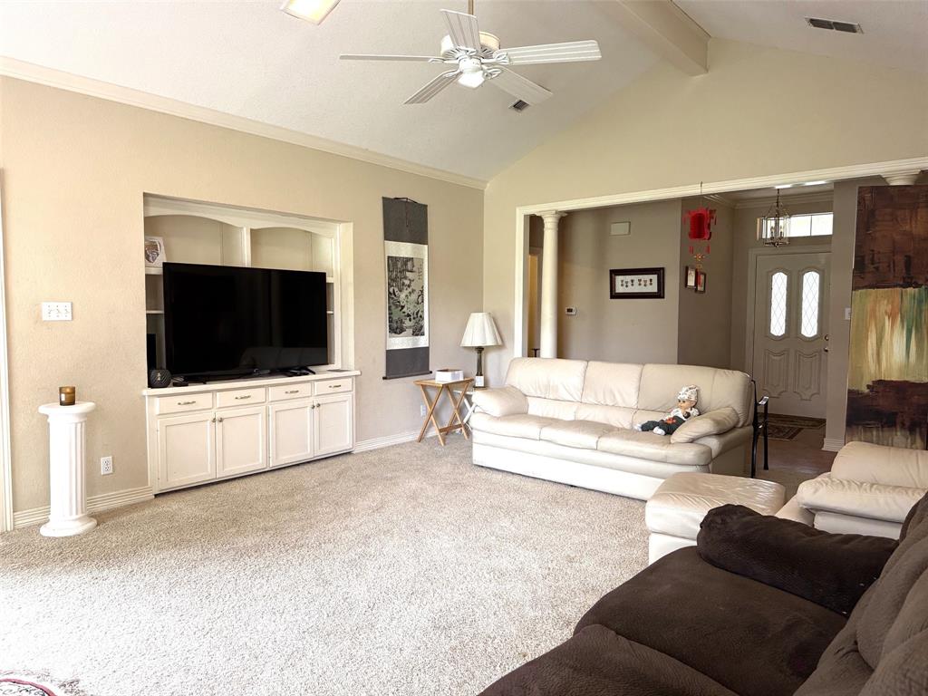 107 Ridge Court Glen Rose, TX 76043 - Photo 7 of 34