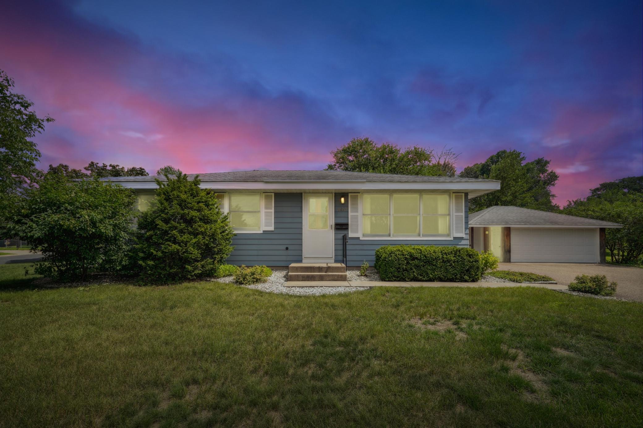 8227 Harrison Road Bloomington, MN 55437 - Photo 26 of 28 Gallery Image 26
