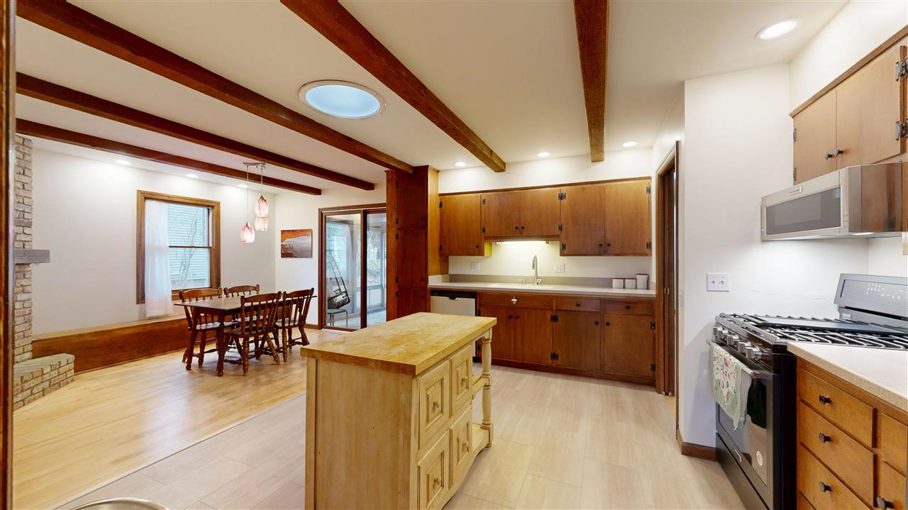 2004 Rochester Court Iowa City, IA 52245 - Photo 10 of 57 Gallery Image 10