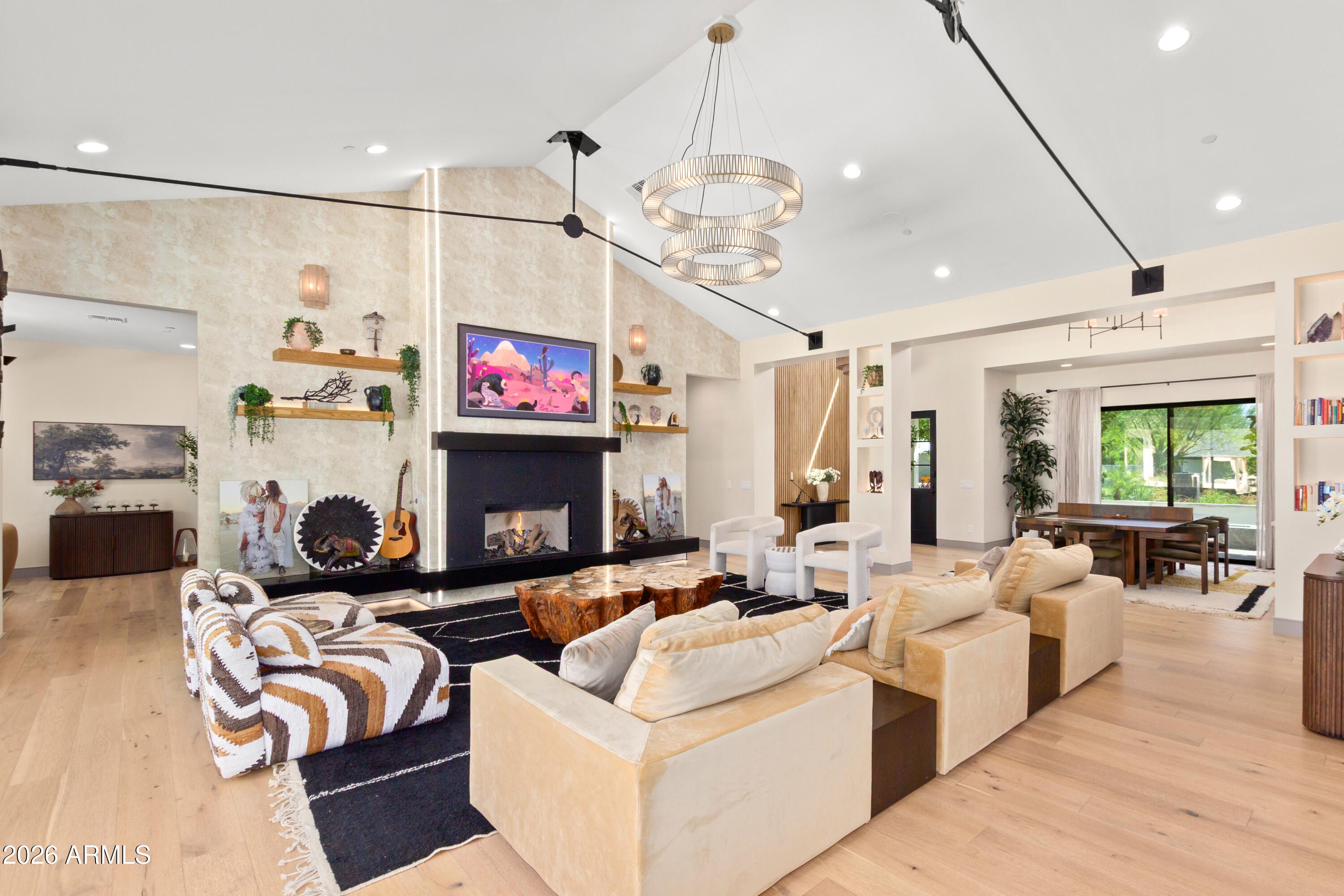 2912 East Pierson Street Phoenix, AZ 85016 - Photo 10 of 86 FAMILY ROOM