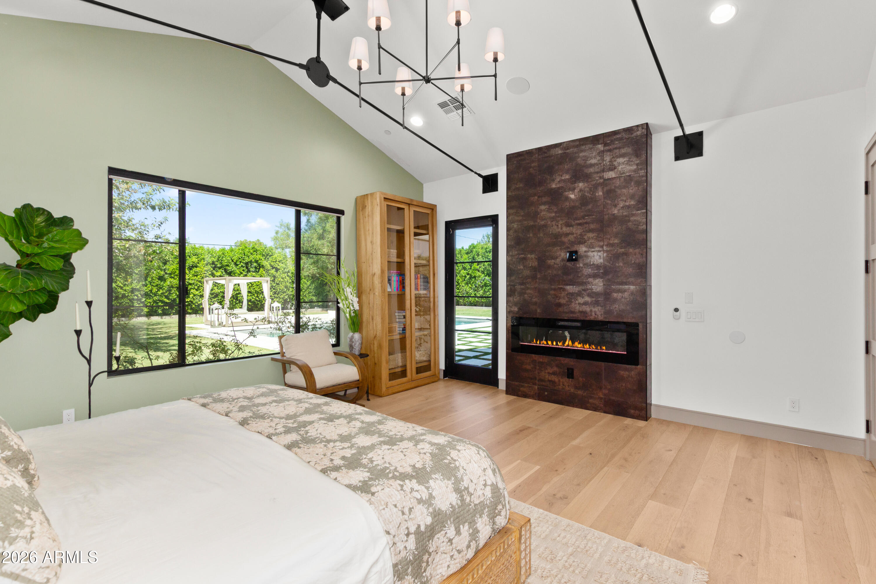 2912 East Pierson Street Phoenix, AZ 85016 - Photo 22 of 86 PRIMARY BEDROOM SUITE