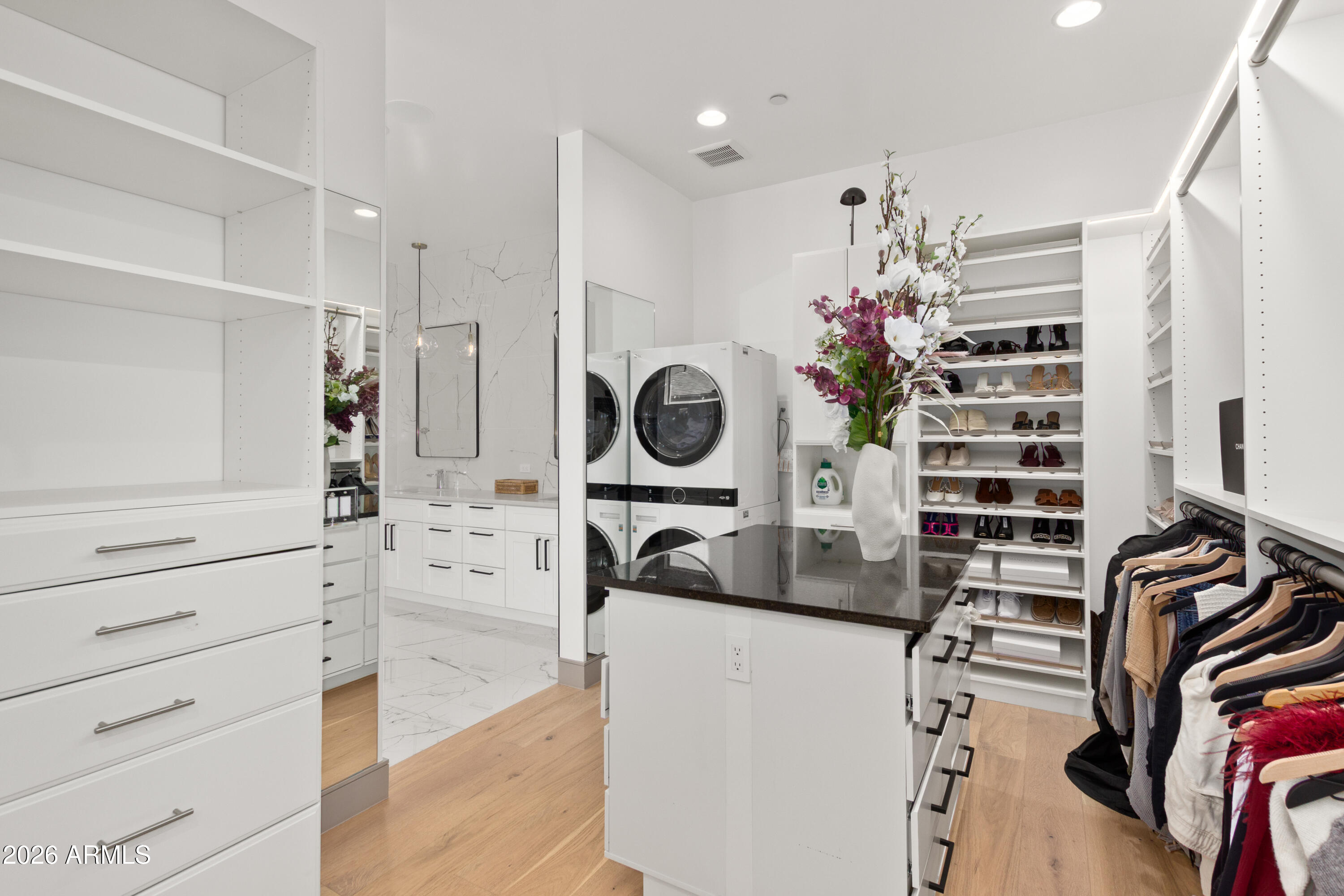 2912 East Pierson Street Phoenix, AZ 85016 - Photo 31 of 86 PRIMARY CLOSET