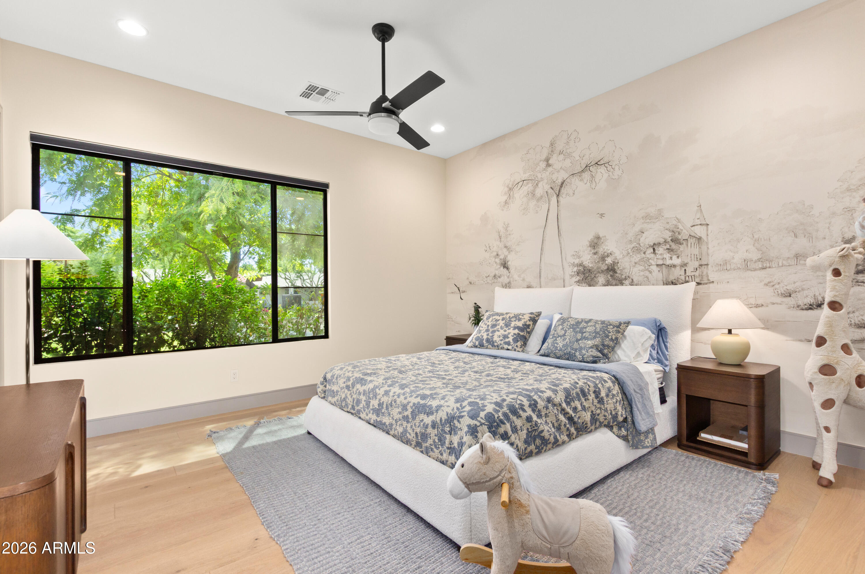 2912 East Pierson Street Phoenix, AZ 85016 - Photo 41 of 86 KIDDOS ROOM