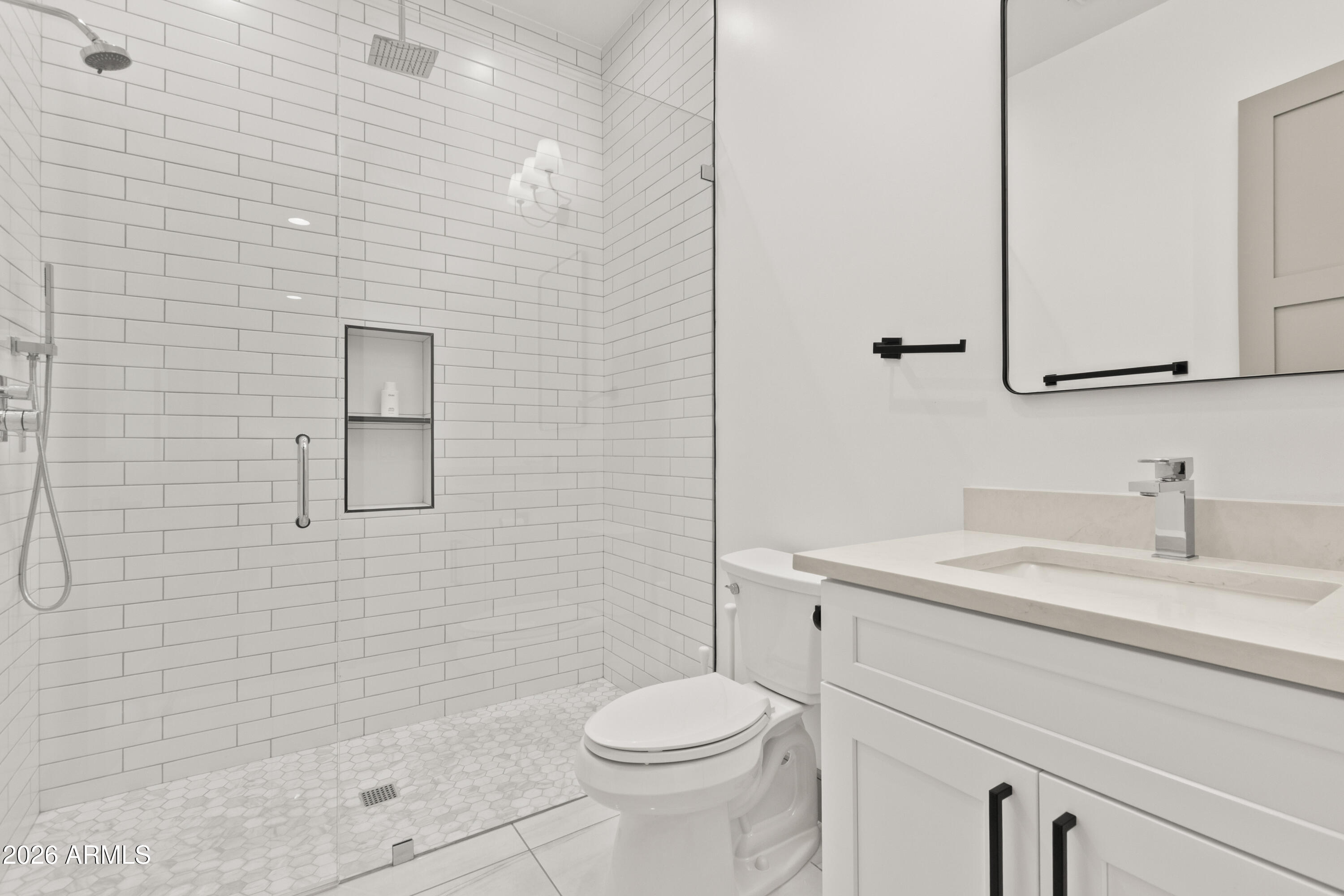 2912 East Pierson Street Phoenix, AZ 85016 - Photo 45 of 86 GUEST BATHROOM