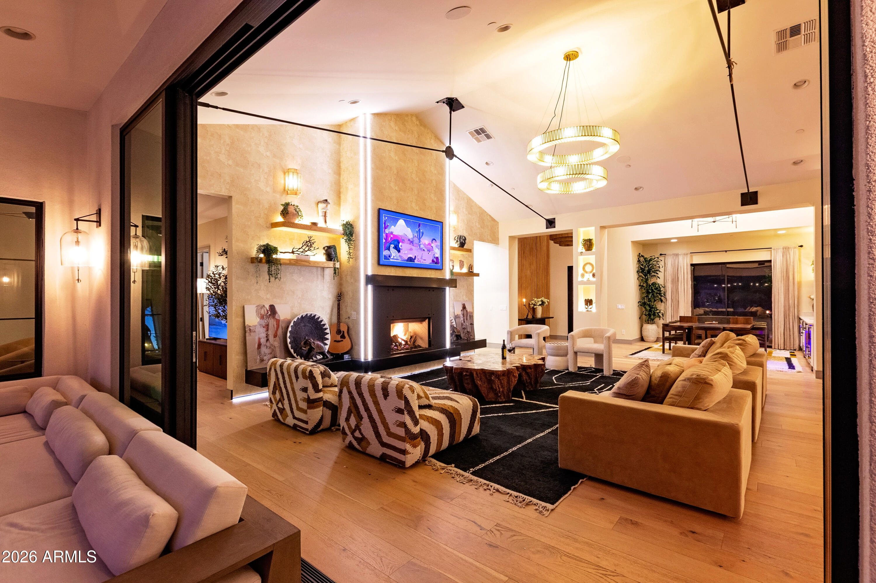 2912 East Pierson Street Phoenix, AZ 85016 - Photo 73 of 86 OPEN THE DOORS WIDE