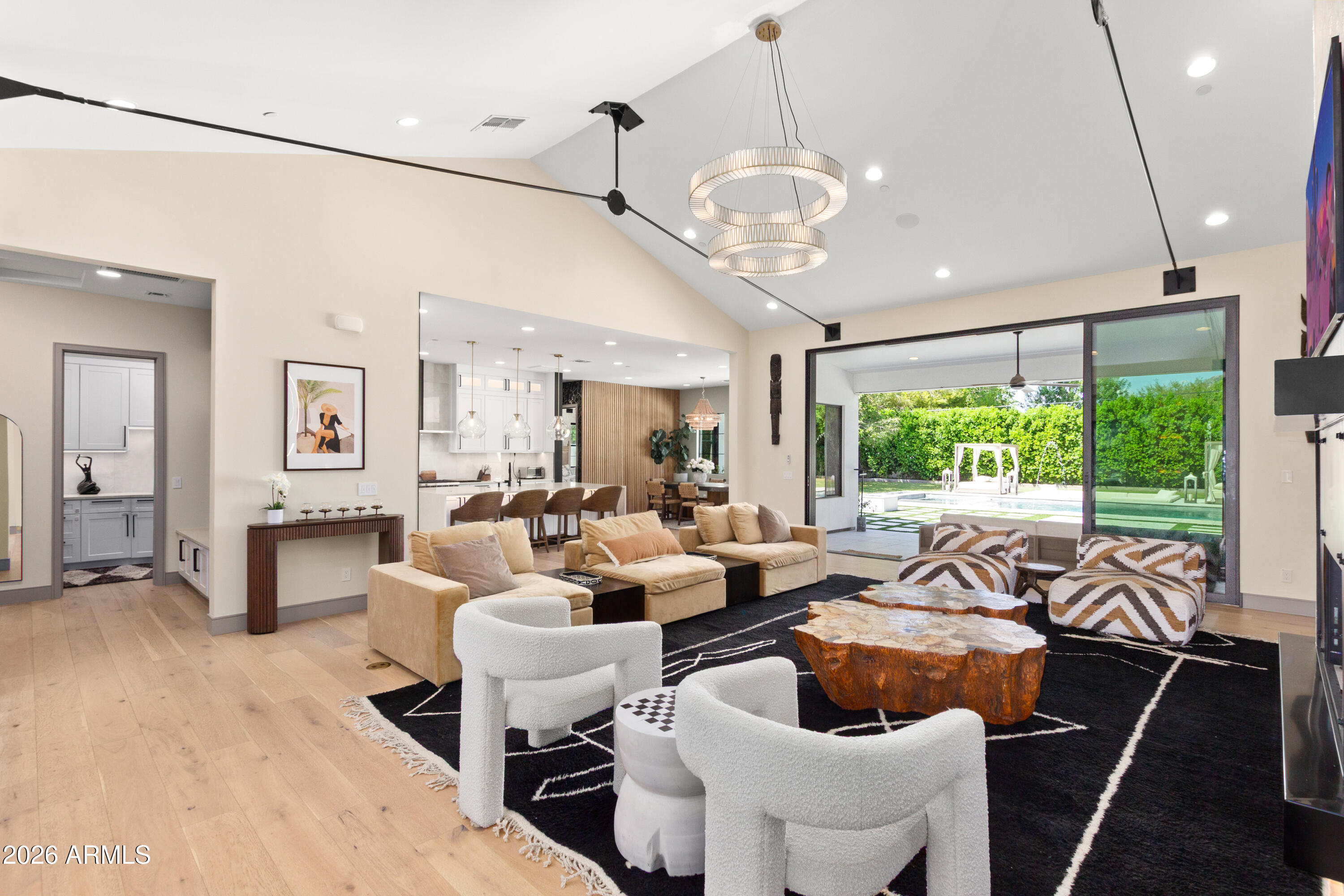 2912 East Pierson Street Phoenix, AZ 85016 - Photo 7 of 86 HUGE FAMILY ROOM