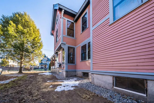 $975,000 | 70 Concord Street, Nashua, NH 03064