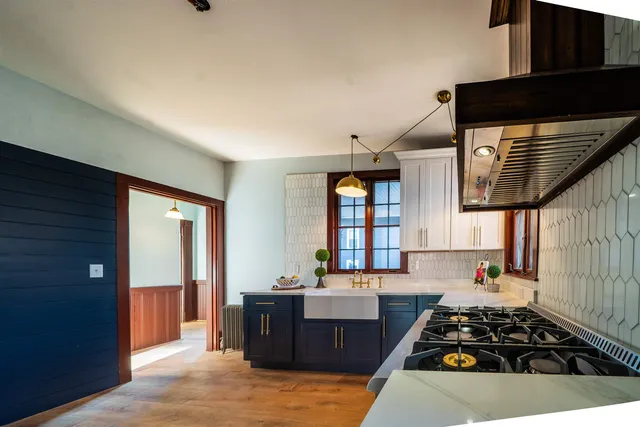 $975,000 | 70 Concord Street, Nashua, NH 03064