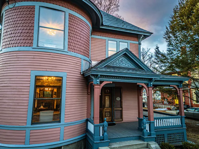 $975,000 | 70 Concord Street, Nashua, NH 03064