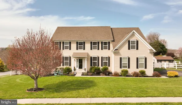 $600,000 | 204 Coleridge Lane, Coatesville, PA 19320