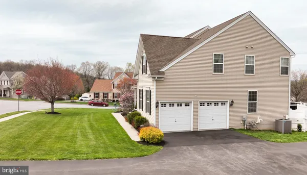 $600,000 | 204 Coleridge Lane, Coatesville, PA 19320