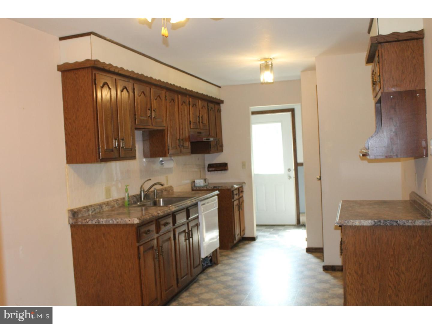 142 Bailey Road Kempton, PA 19529 - Photo 14 of 24 Kitchen