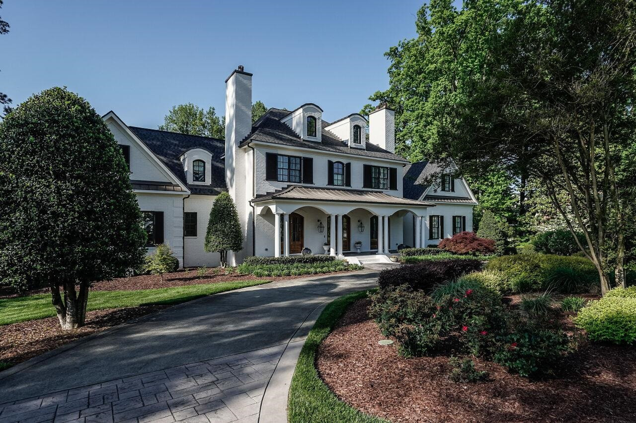 501 Chesterfield Road Raleigh, NC 27608 - Photo 4 of 50 Photo 4