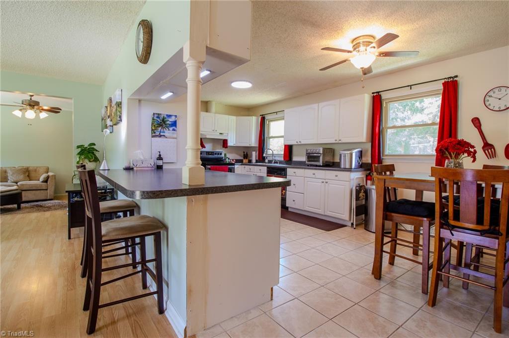 5736 Davis Road Walkertown, NC 27051 - Photo 19 of 47