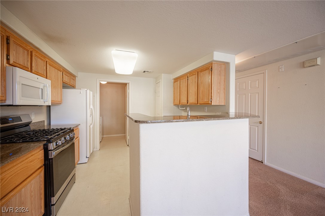 10550 West Alexander Road, Unit 2077 Las Vegas, NV 89129 - Photo 13 of 31