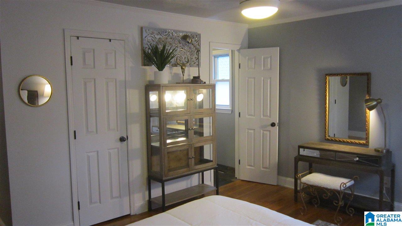 1212 Cresthill Road Birmingham, AL 35213 - Photo 13 of 32