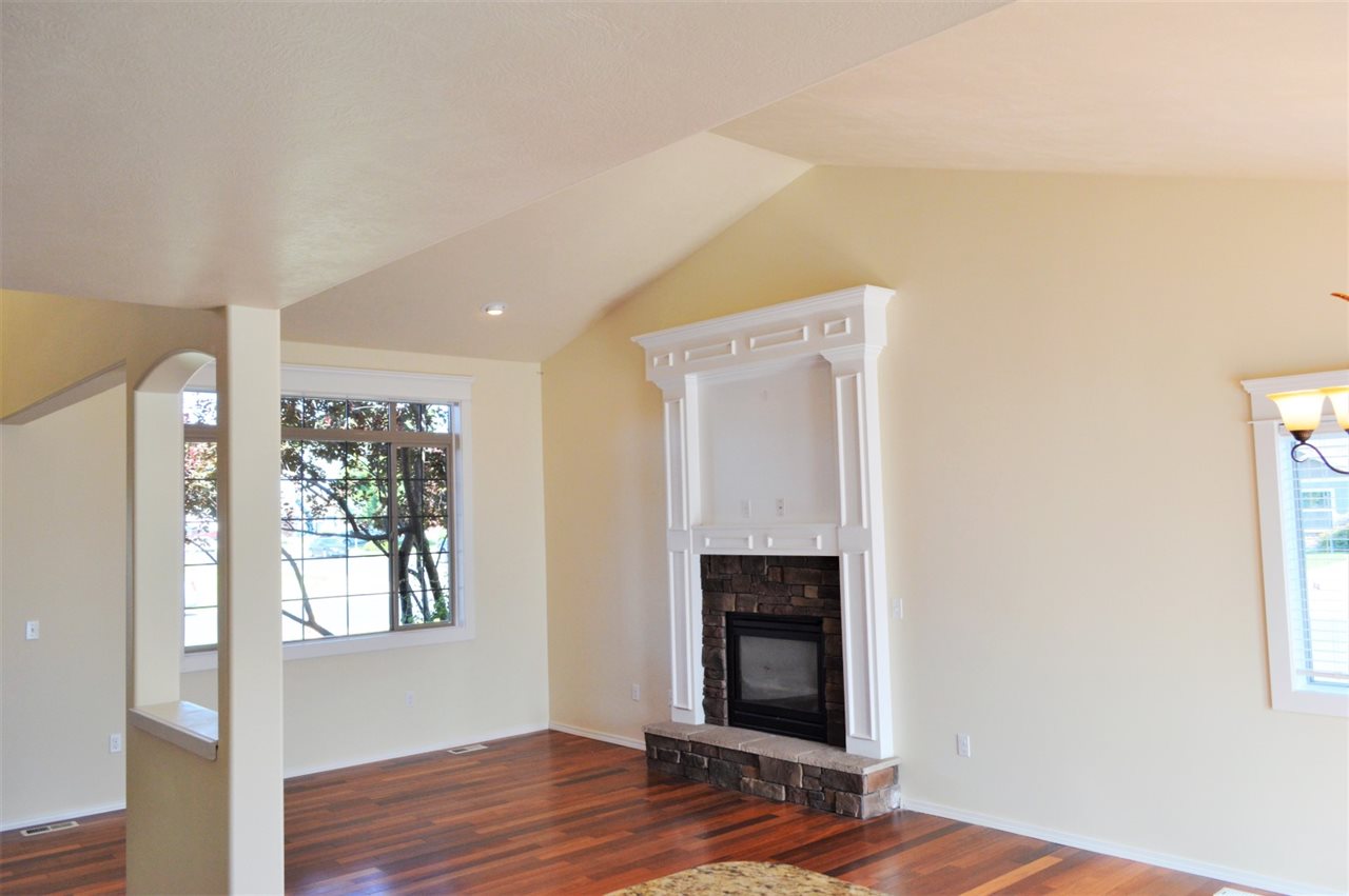 7814 Milton Spokane, WA 99208 - Photo 3 of 20 Gallery Image 3