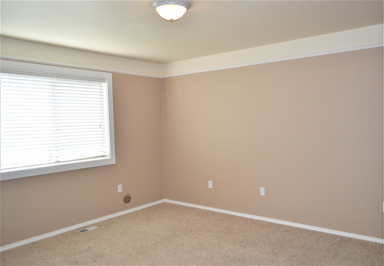7814 Milton Spokane, WA 99208 - Photo 8 of 20 Gallery Image 8